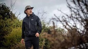 朱炜强野外生存视频,极限求生，智慧与勇气的完美结合